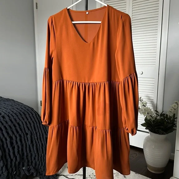 NWOT Ruffle Dress - Picture 2 of 7